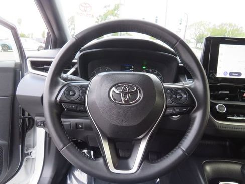 Used 2024 Toyota Corolla SE image 31