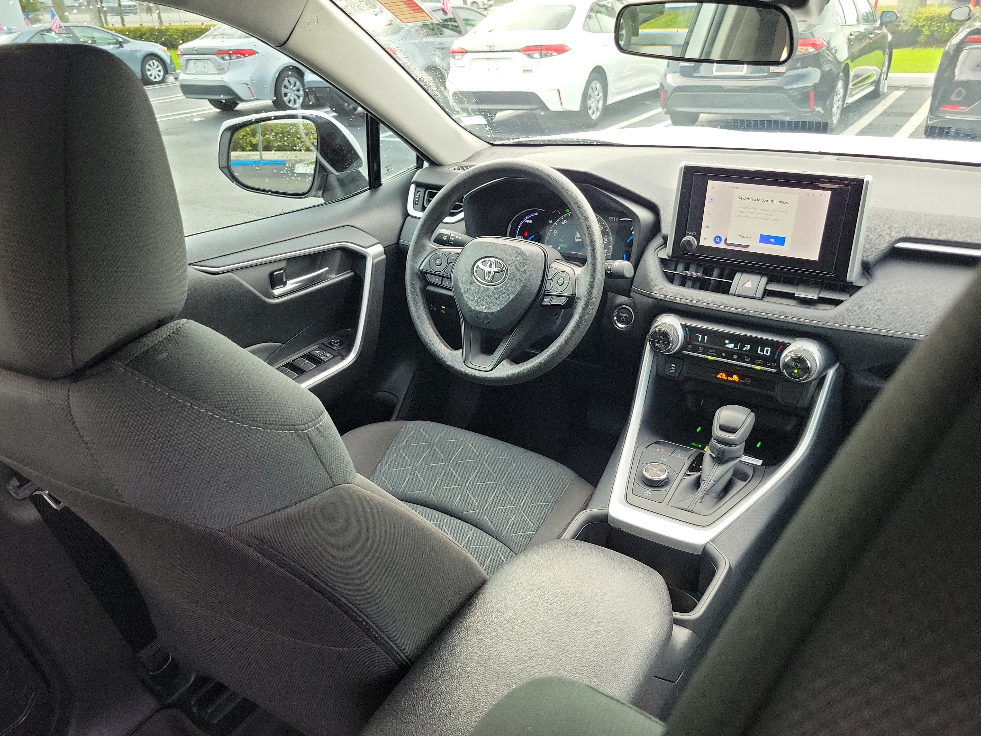 Used 2025 Toyota RAV4 XLE AWD/4WD image 14