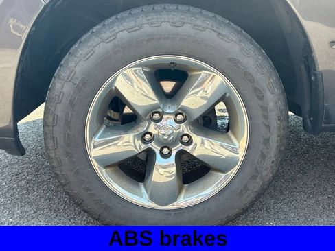 Used 2019 RAM 1500 Express w/ Express Value Package AWD/4WD image 9