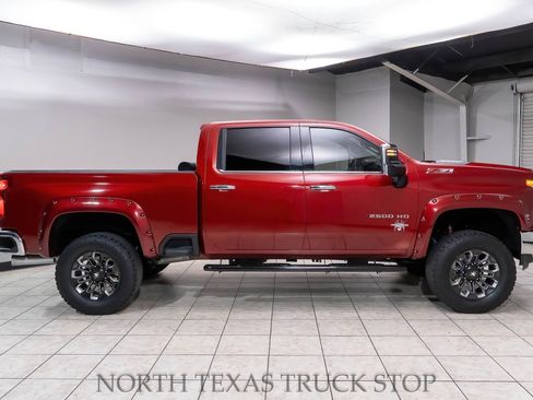 Used 2020 Chevrolet Silverado 2500 LTZ w/ LTZ Premium Package image 6