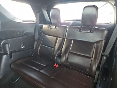 Used 2025 Ford Explorer Platinum w/ LUX Leather Package image 18