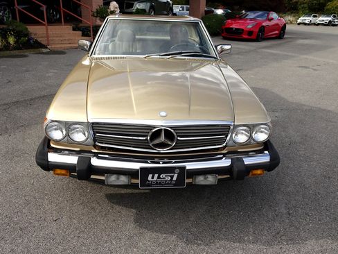 Used 1988 Mercedes-Benz 560 SL image 6