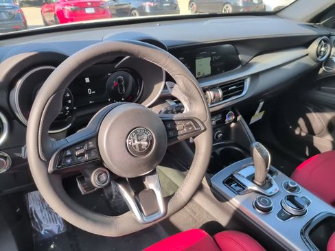 New 2026 Alfa Romeo Stelvio Sprint image 33
