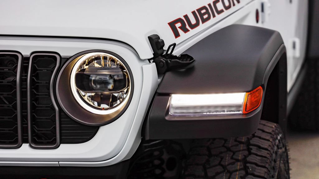 New 2026 Jeep Gladiator Rubicon w/ Steel Bumper Group AWD/4WD image 5