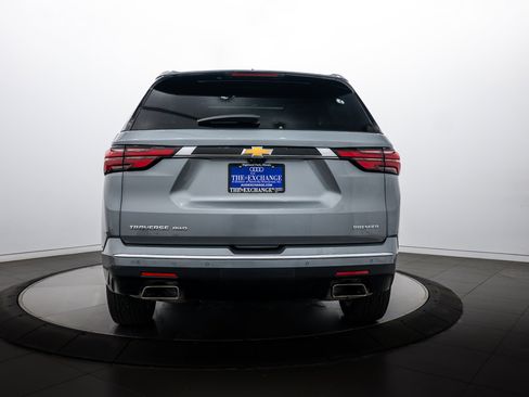 Used 2023 Chevrolet Traverse Premier image 22
