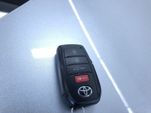 Used 2026 Toyota Camry LE FWD image 32