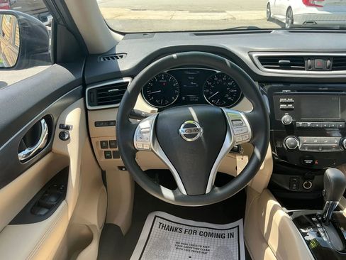 Used 2016 Nissan Rogue S AWD/4WD image 22