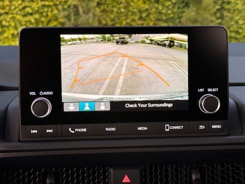 Used 2024 Honda CR-V LX image 15