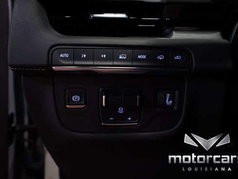 Used 2023 Cadillac Escalade Sport w/ LPO, ONYX Package AWD/4WD image 38