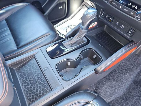 Used 2024 Nissan Frontier PRO-4X w/ Pro Premium Package image 24