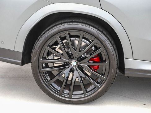 Used 2026 BMW X6 M60i AWD/4WD image 13