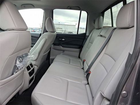 Used 2019 Honda Ridgeline RTL-E image 10