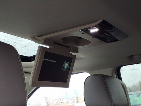 Used 2018 GMC Yukon Denali w/ Denali Ultimate Package image 28