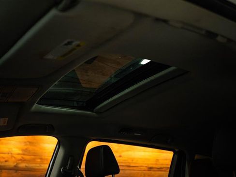 Used 2025 Honda Odyssey EX-L image 25