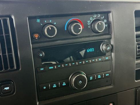 Used 2017 Chevrolet Express 2500 LT w/ LT Preferred Equipment Group image 14