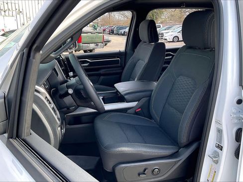 Used 2025 RAM 1500 Lone Star image 7