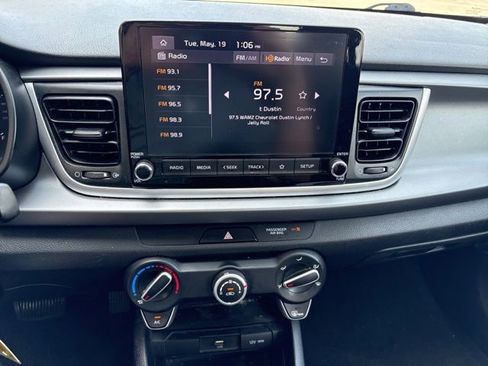 Used 2022 Kia Rio LX FWD image 12