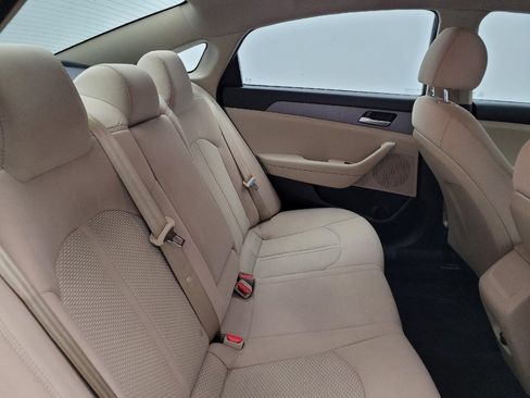 Used 2018 Hyundai Sonata SE FWD image 19