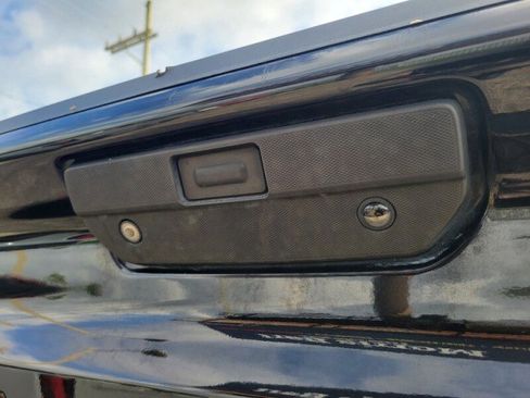 Used 2020 Chevrolet Silverado 1500 LT Trail Boss AWD/4WD image 6