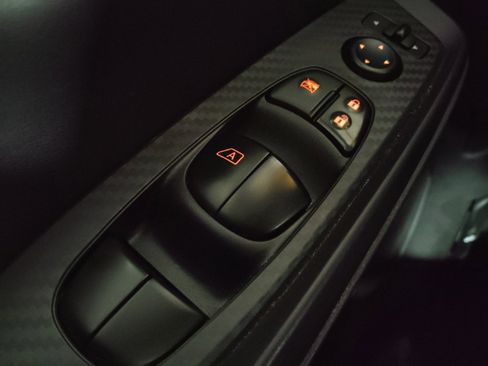 Used 2024 Nissan Sentra SV image 27