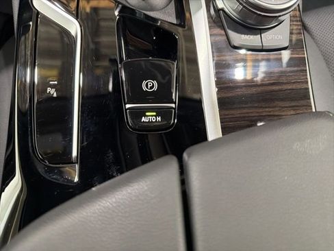Certified 2023 BMW 530i xDrive w/ Premium Package AWD/4WD image 16