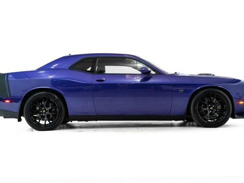 Used 2018 Dodge Challenger R/T Scat Pack image 5