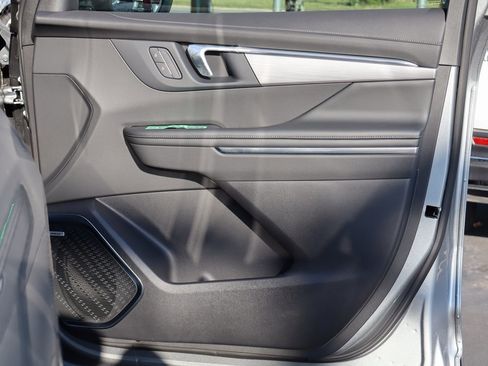 New 2025 Buick Enclave Preferred image 25