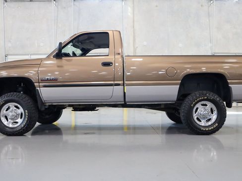 Used 2000 Dodge Ram 2500 Truck 4x4 Regular Cab image 10