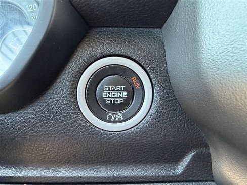 Used 2019 RAM 2500 Big Horn AWD/4WD image 24