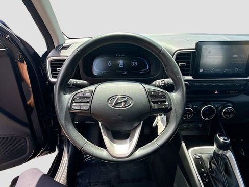 Certified 2023 Hyundai Venue SEL w/ Cargo Package FWD image 11