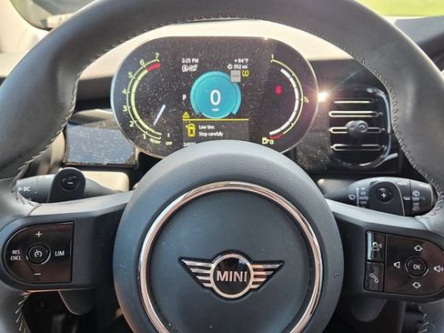 Used 2024 MINI Cooper S w/ Signature Upholstery Package FWD image 25