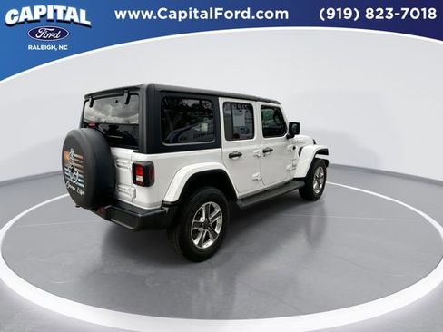 Used 2022 Jeep Wrangler Unlimited Sahara image 8