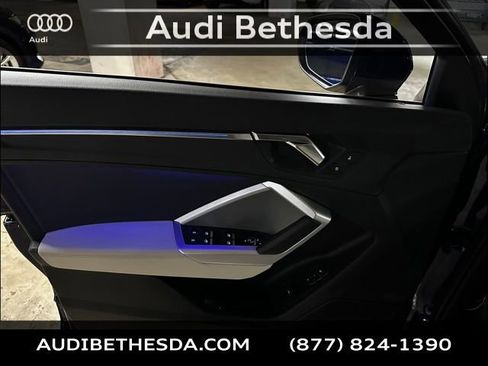 Used 2025 Audi Q3 2.0T Premium Plus w/ Premium Plus Package AWD/4WD image 13