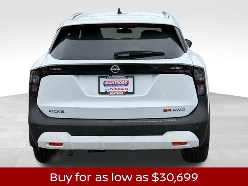 New 2026 Nissan Kicks SR image 4