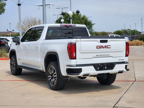 Used 2025 GMC Sierra 1500 AT4 w/ AT4 Premium Package AWD/4WD image 3