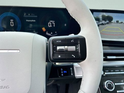 New 2026 Hyundai Santa Fe SE FWD image 29