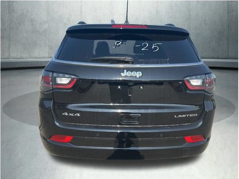 New 2025 Jeep Compass Limited w/ Elite Group AWD/4WD image 8
