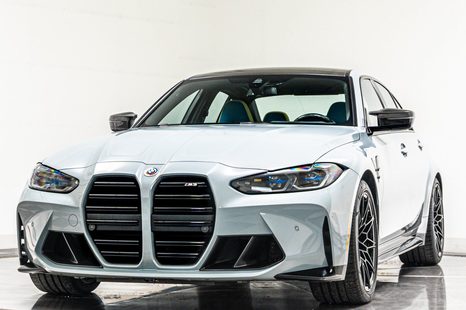Used 2023 BMW M3 w/ M Carbon Exterior Package RWD image 5
