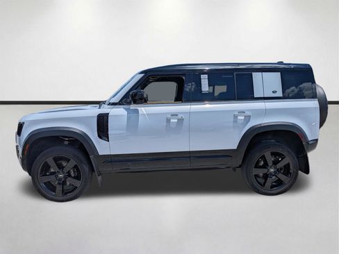 Used 2023 Land Rover Defender 110 V8 AWD/4WD image 7