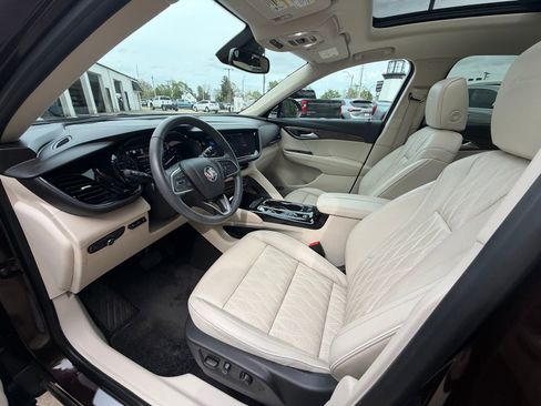 Used 2021 Buick Envision Avenir image 4