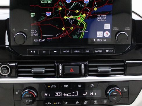 Certified 2024 Nissan Pathfinder SL image 42