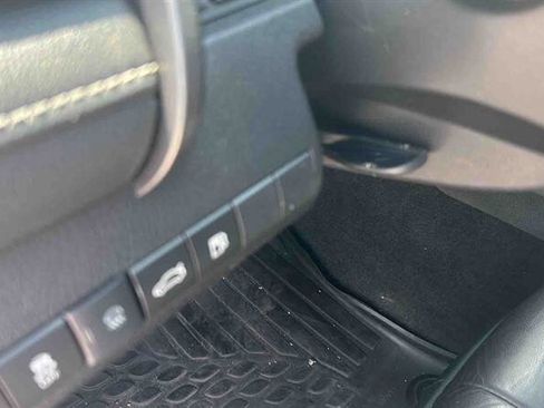 Used 2018 Toyota Camry XSE w/ Protection Package (Q2) FWD image 16