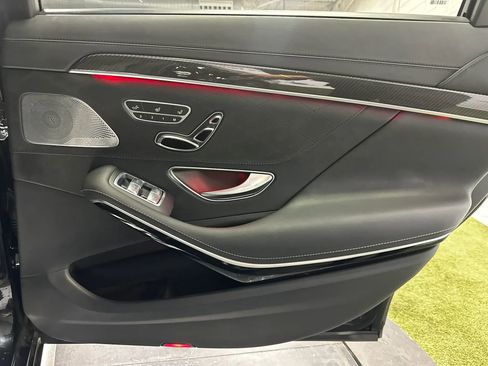 Used 2017 Mercedes-Benz S 63 AMG 4MATIC Sedan image 22