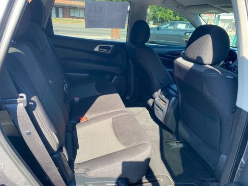 Used 2020 Nissan Pathfinder SV w/ Cargo Package image 15