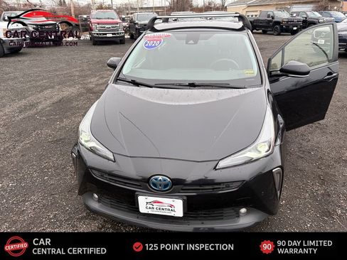 Used 2020 Toyota Prius LE image 20