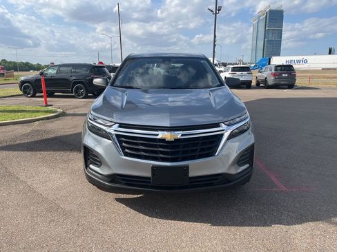 Used 2023 Chevrolet Equinox LS w/ LS Convenience Package FWD image 10
