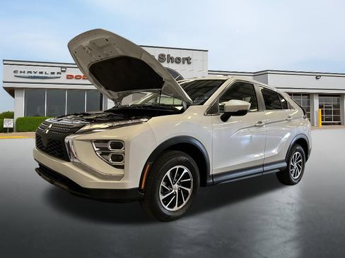 Used 2024 Mitsubishi Eclipse Cross ES image 15