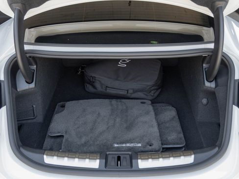 Used 2024 Porsche Taycan GTS image 32