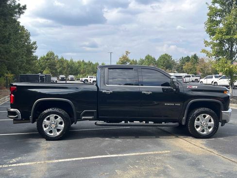 Used 2022 Chevrolet Silverado 2500 LTZ w/ LTZ Plus Package image 34