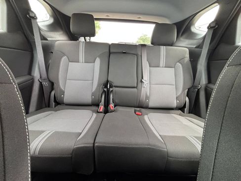 Used 2025 Chevrolet Blazer LT FWD image 38